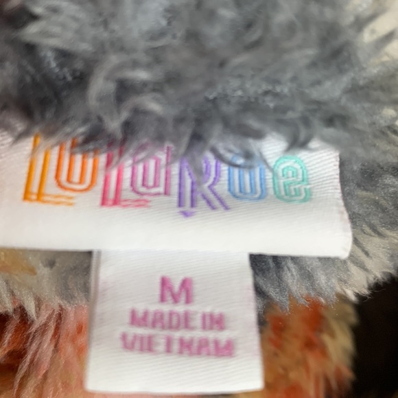 LulaRoe high pile floral cream fleece pullover pockets oversize - Picture 4 of 5